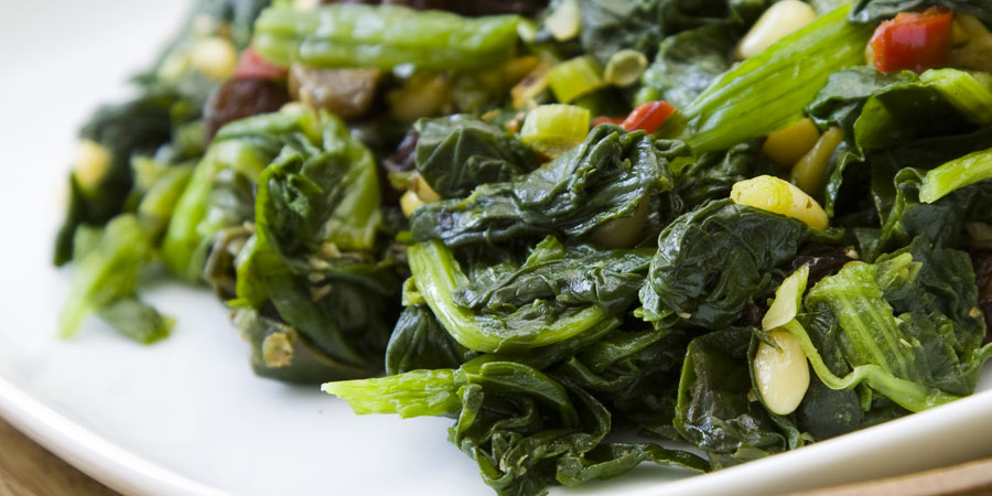 Baby Spinach with Golden Raisins and Pine Nuts
