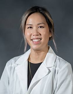 Elizabeth Hoang, MD